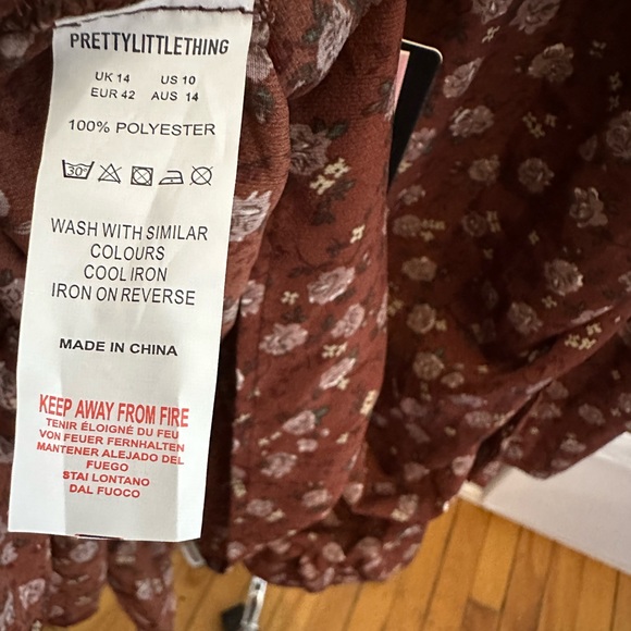 Dress with open back - Picture 6 of 11